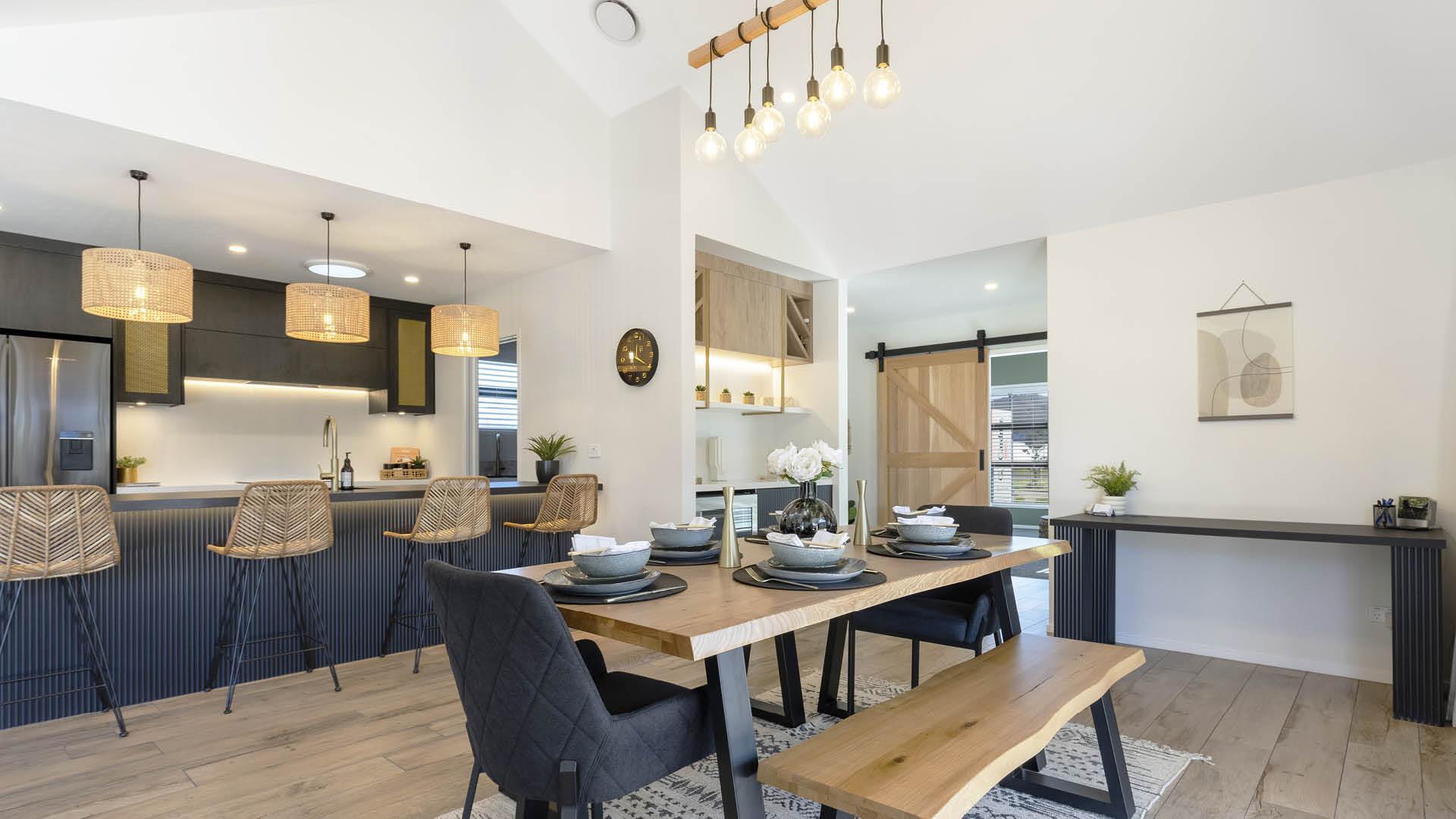 3 CM-18775 CM Showhome - dining