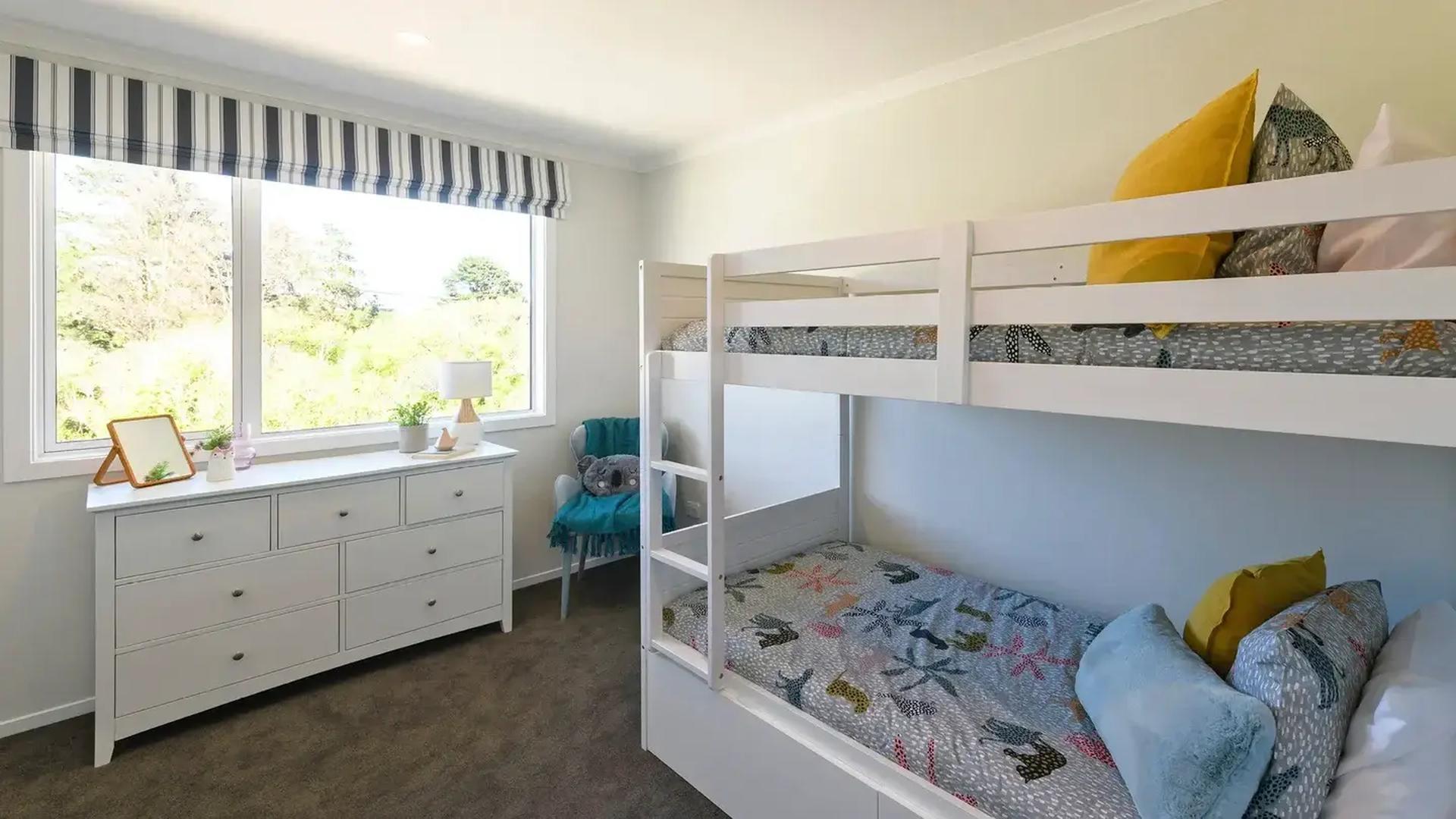 Brilliant_On_Bluff_Kids_Room