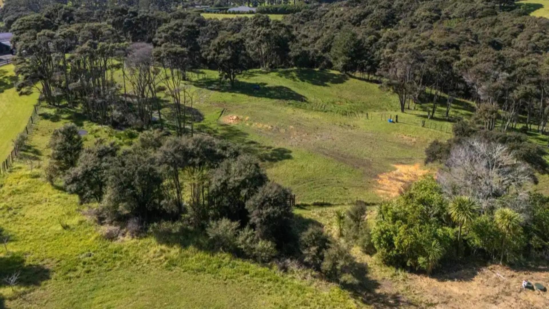 Land 2