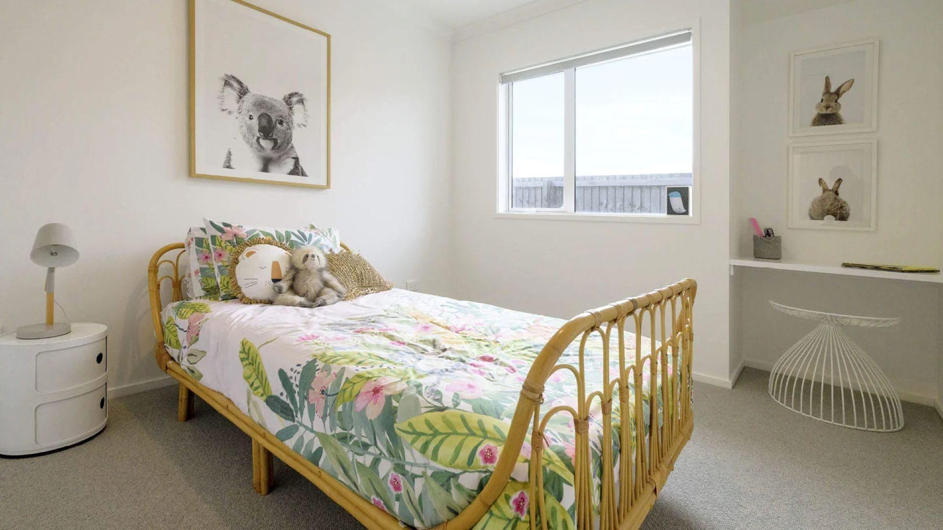 Pearse - bedroom - 63367890745