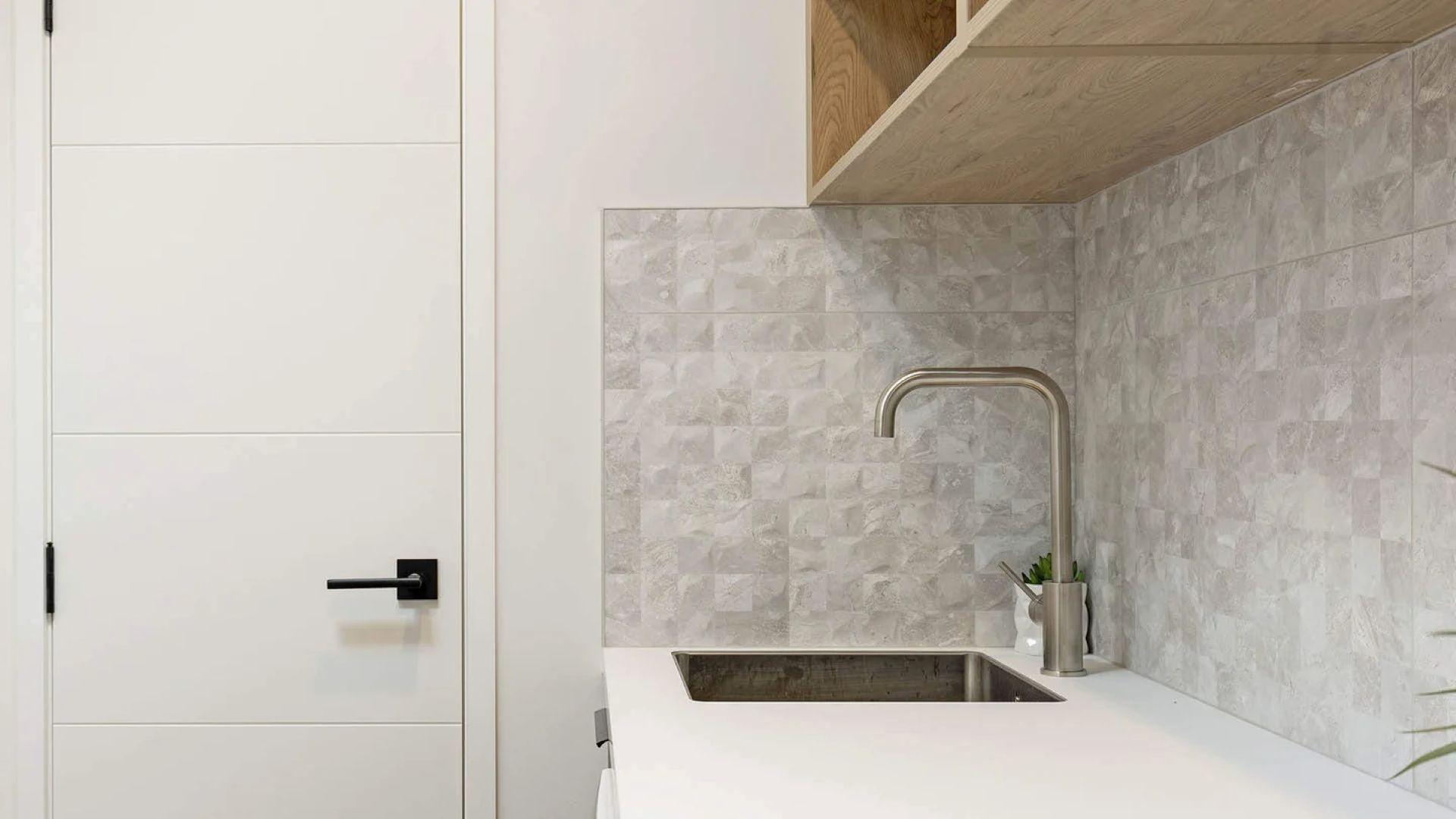 Pearse - laundry - 63367890745
