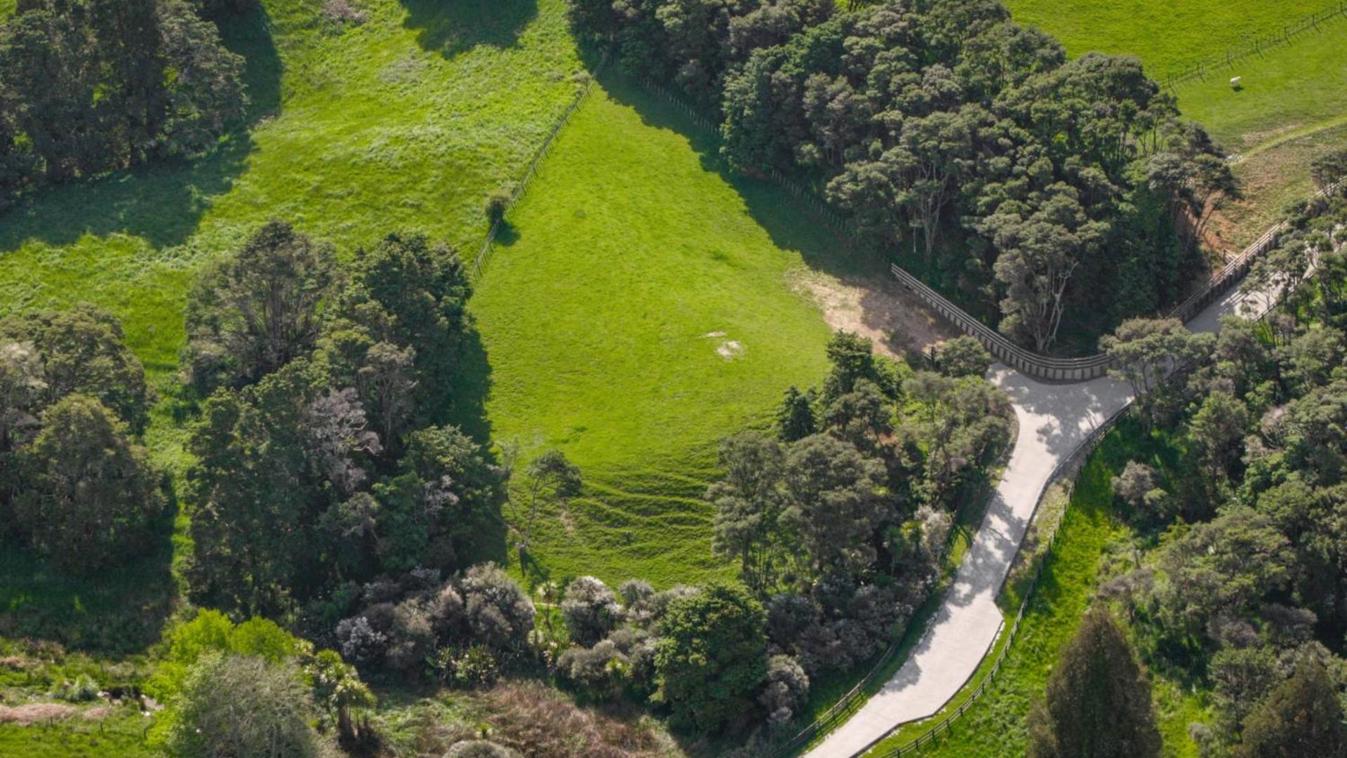 land | Change Request-50010979447