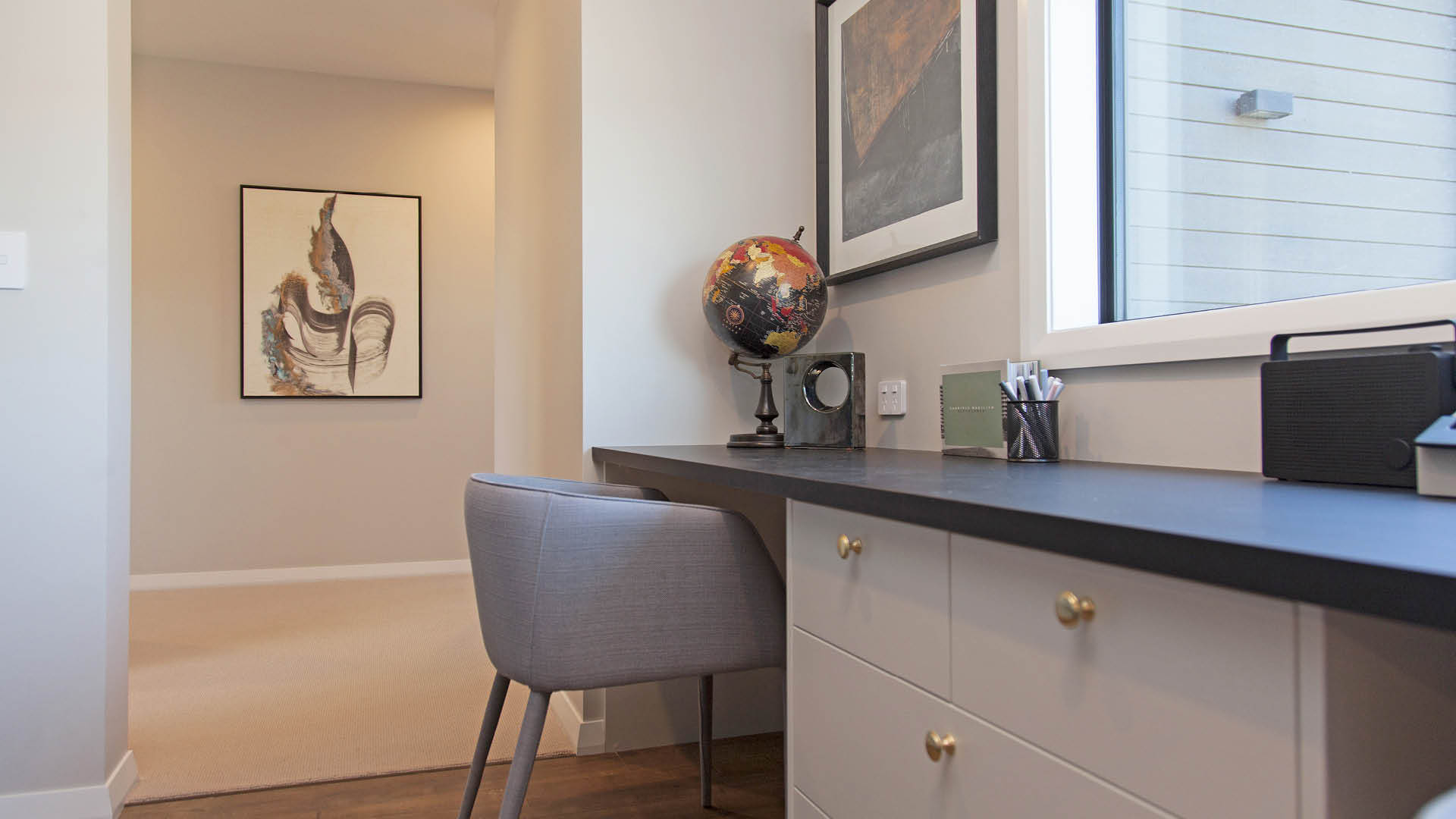 12-GJ-Hillary-Study - 42700139606