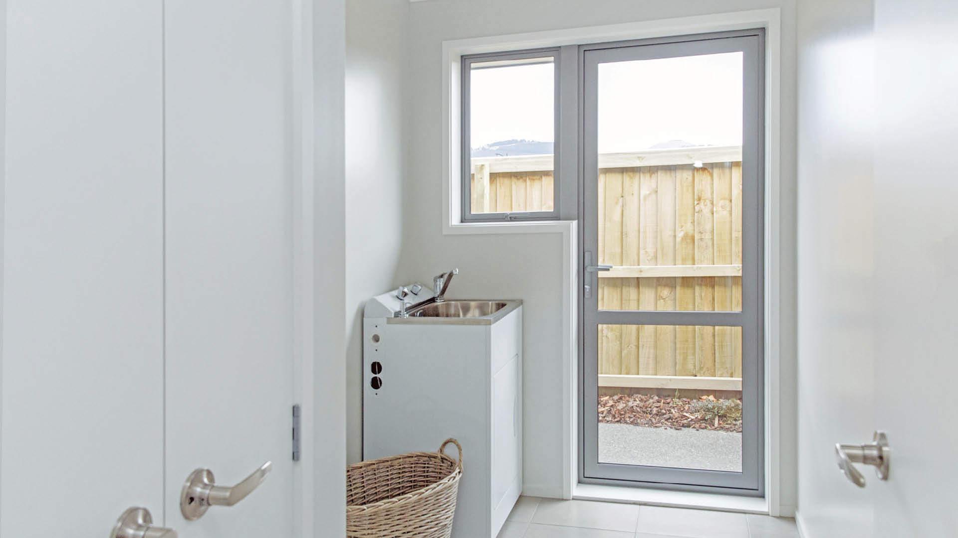 11-GJ-Halberg-Laundry(Clone) - 39124702541