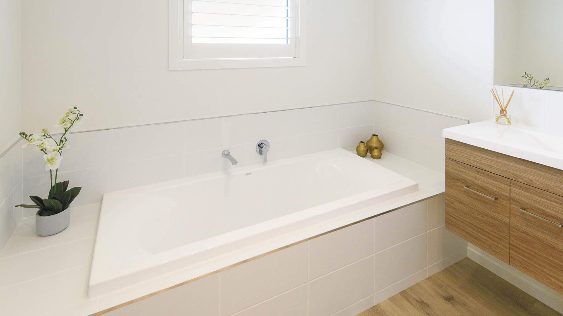 4-GJ-Thames-Express-Bathroom(Clone) - 60151775046