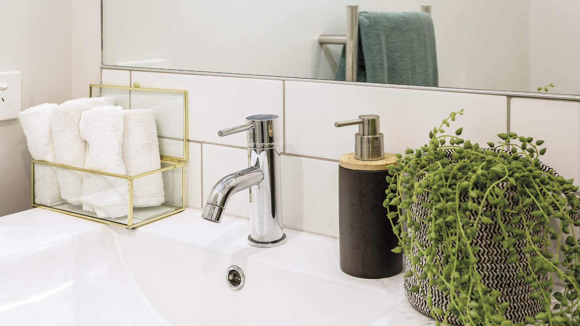 6-GJ-Fendalton-Bathroom-Vanity 6-GJ-Fendalton-Bathroom-Vanity