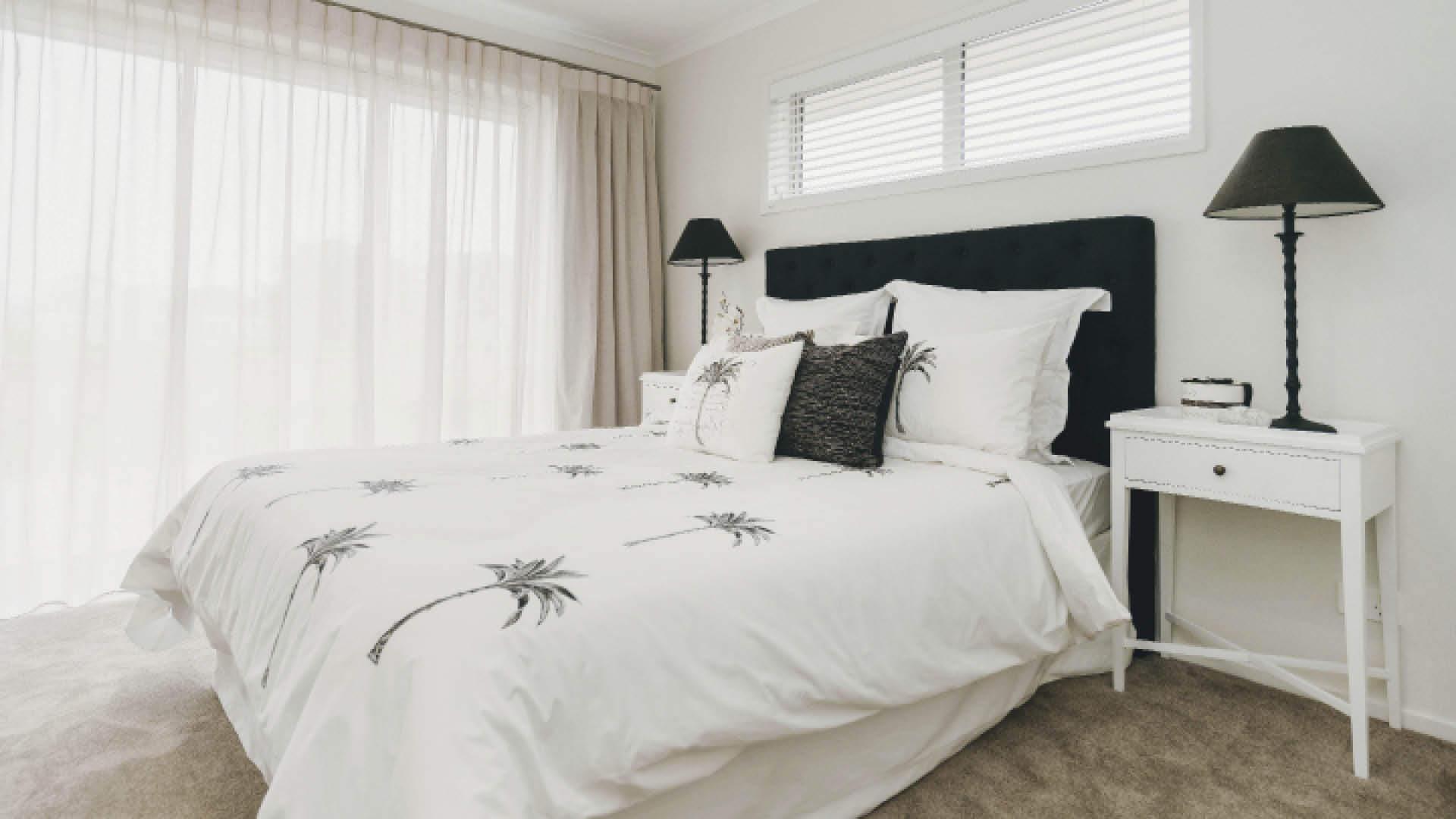 9-GJ-Crowe-Bedroom(Clone) - 43187851605