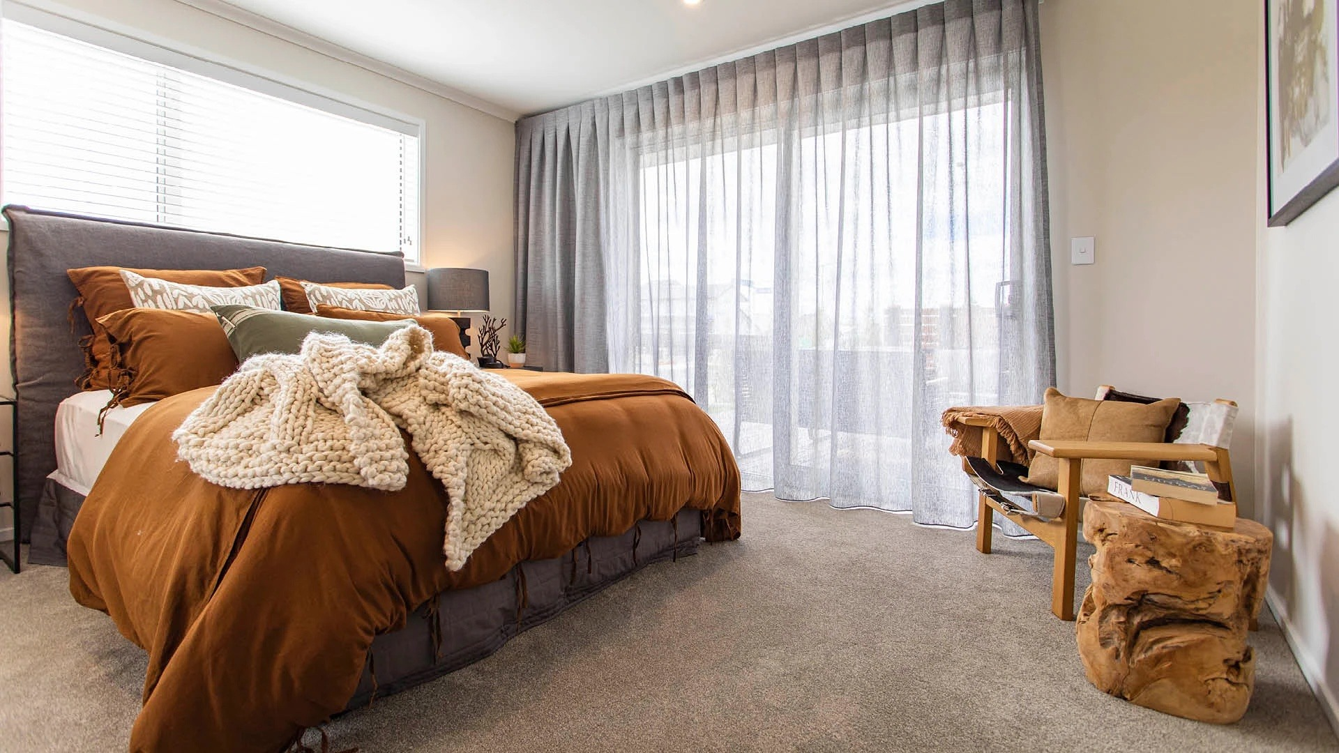 10-GJ-Blake-Master-Bedroom (1)