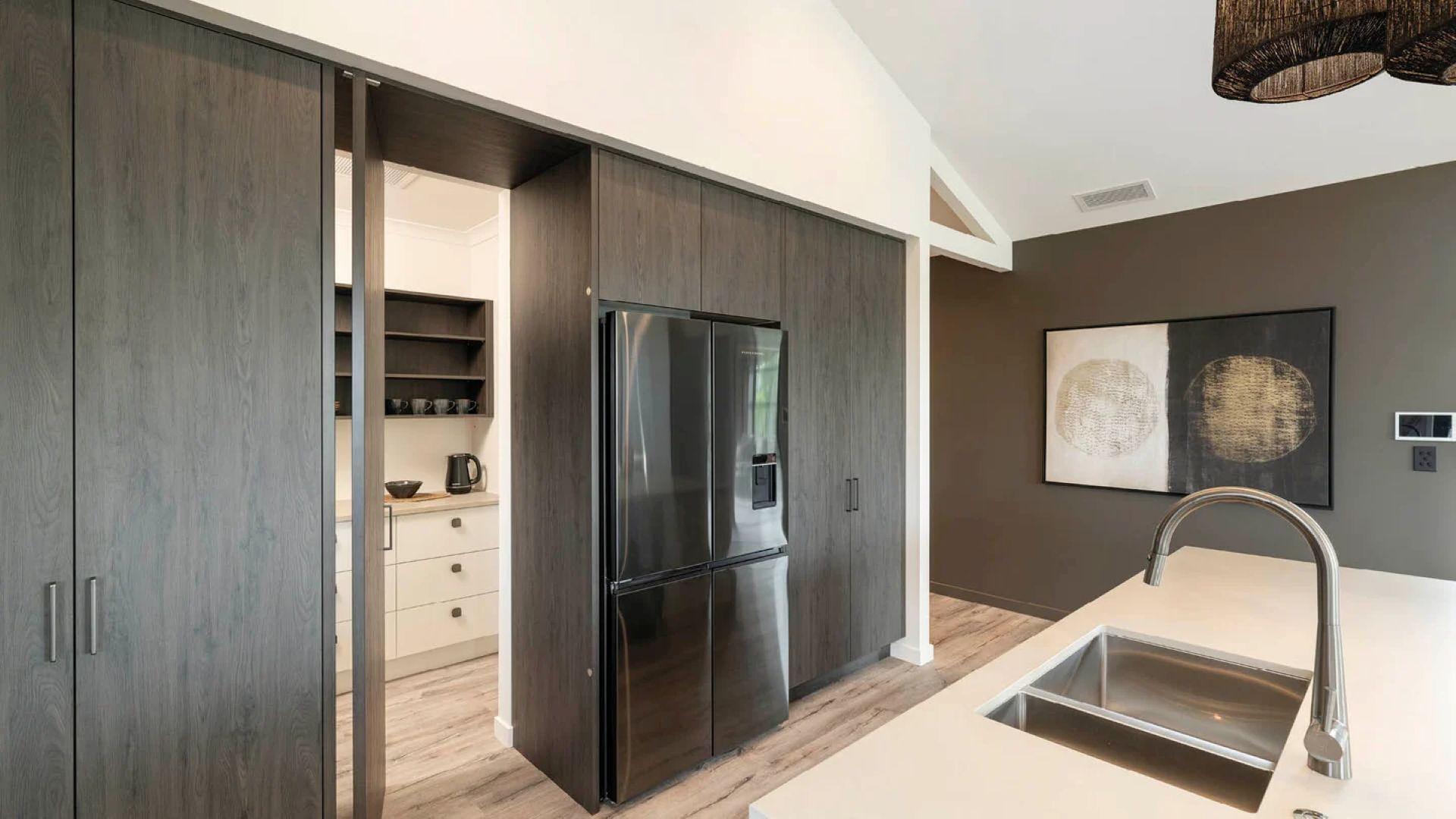 3-GJ-Stewart-Kitchen-With-Hidden-Scullery