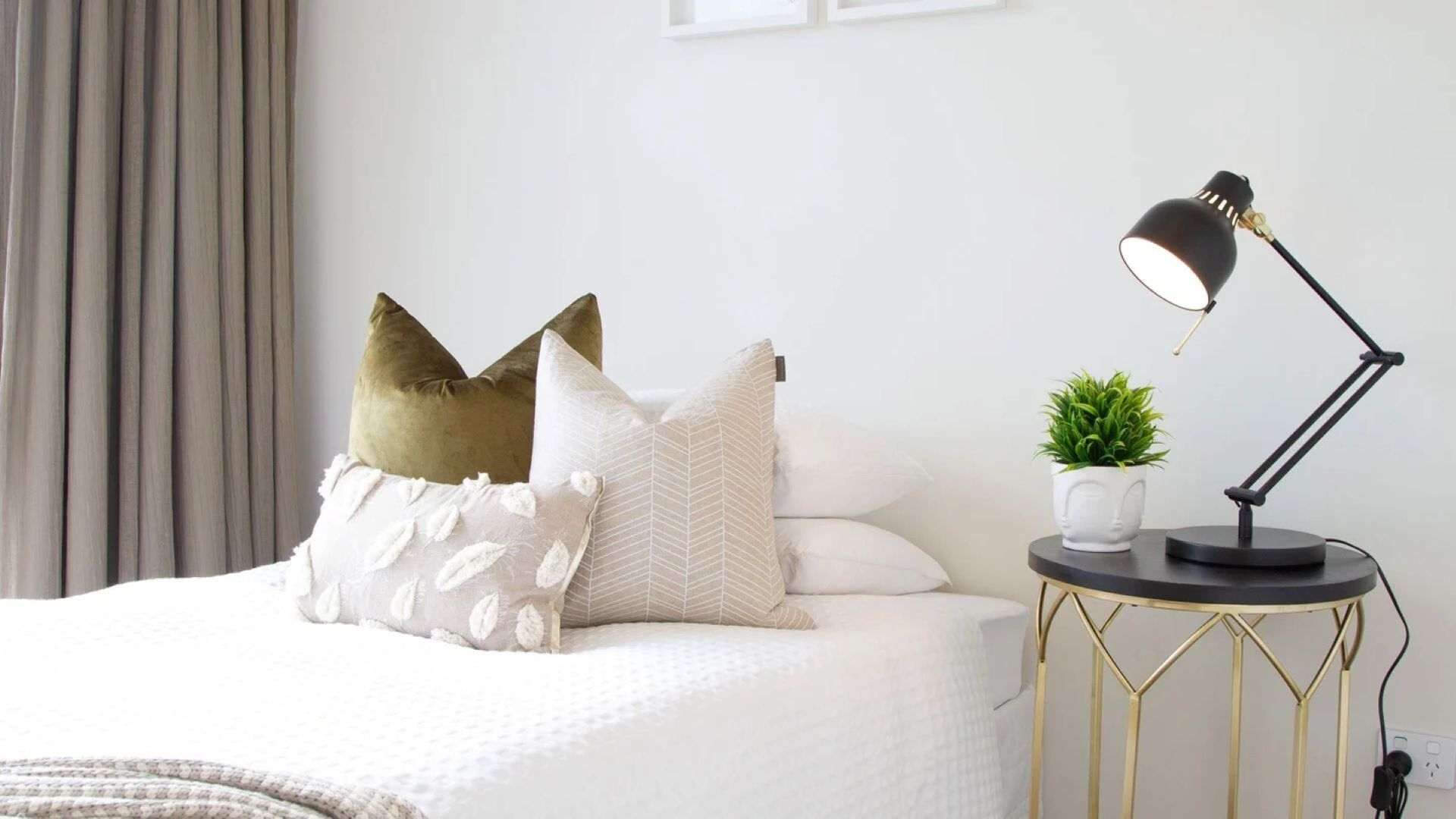 4_Lot 21 21 Helenslee Rd - bedroom_resized