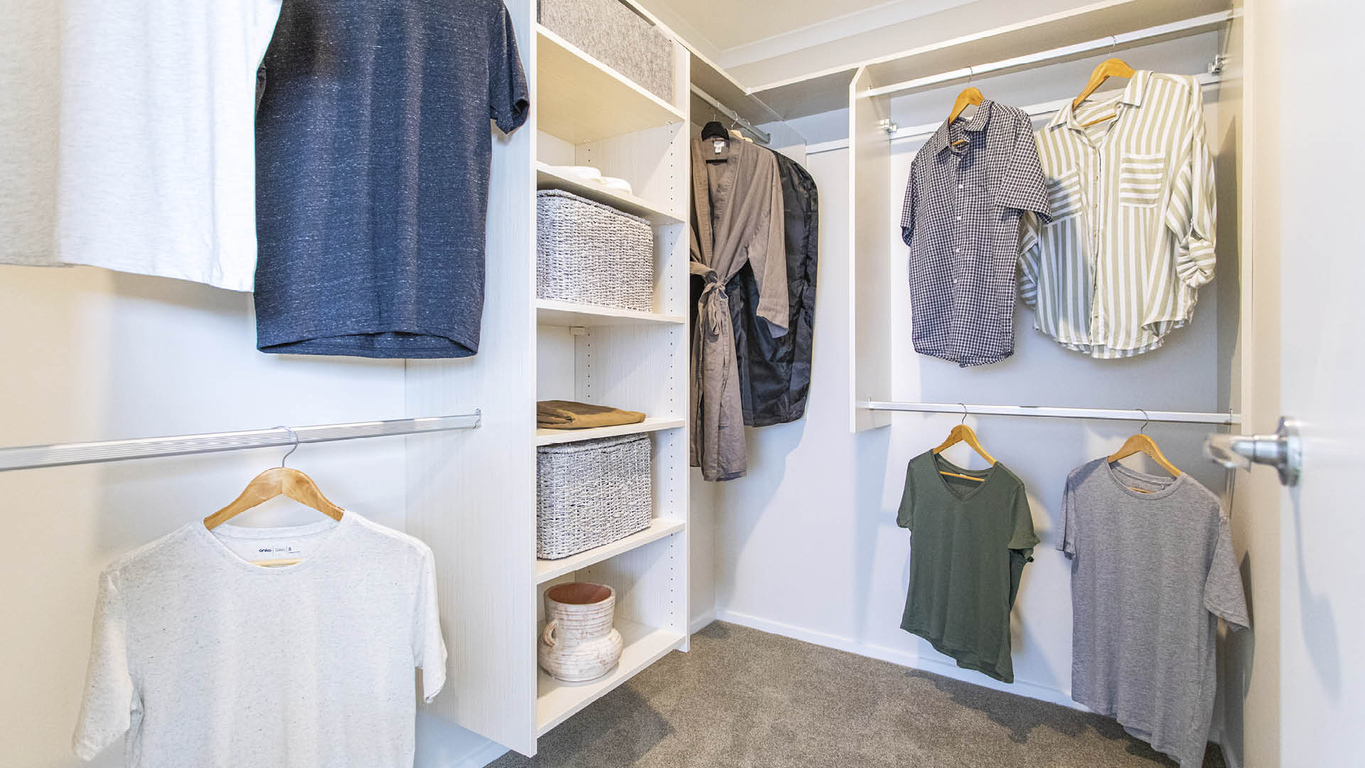 8_Lot 266 Waituarua Dr - wardrobe