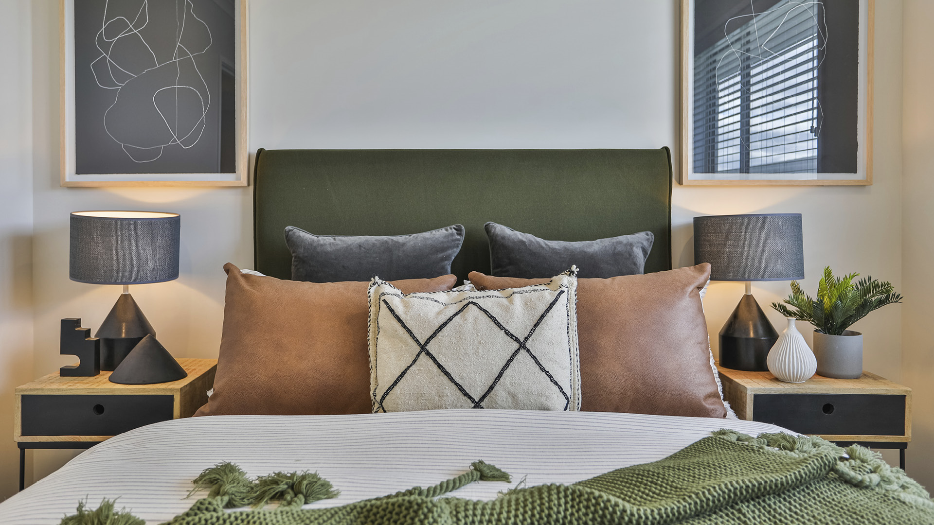 Bedroom (1) (1)