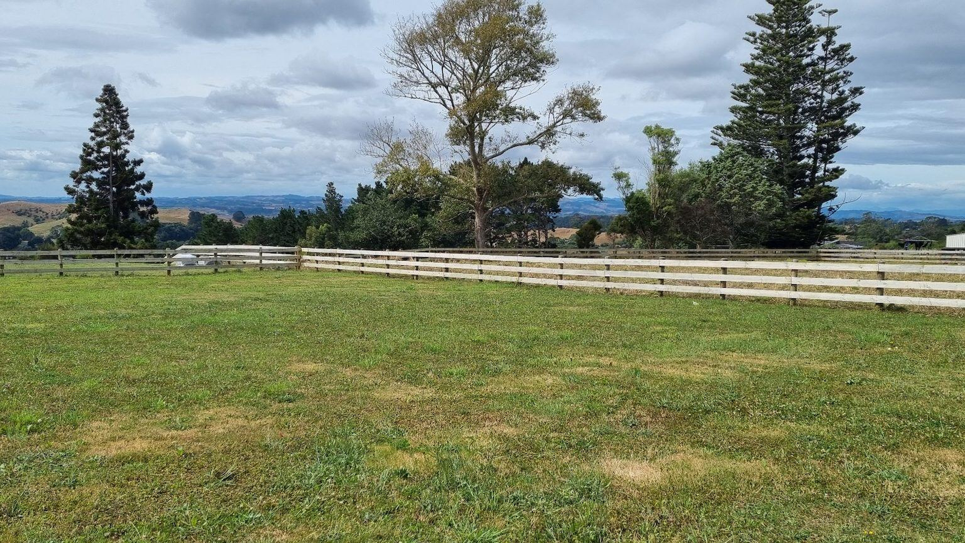 Lot image 1