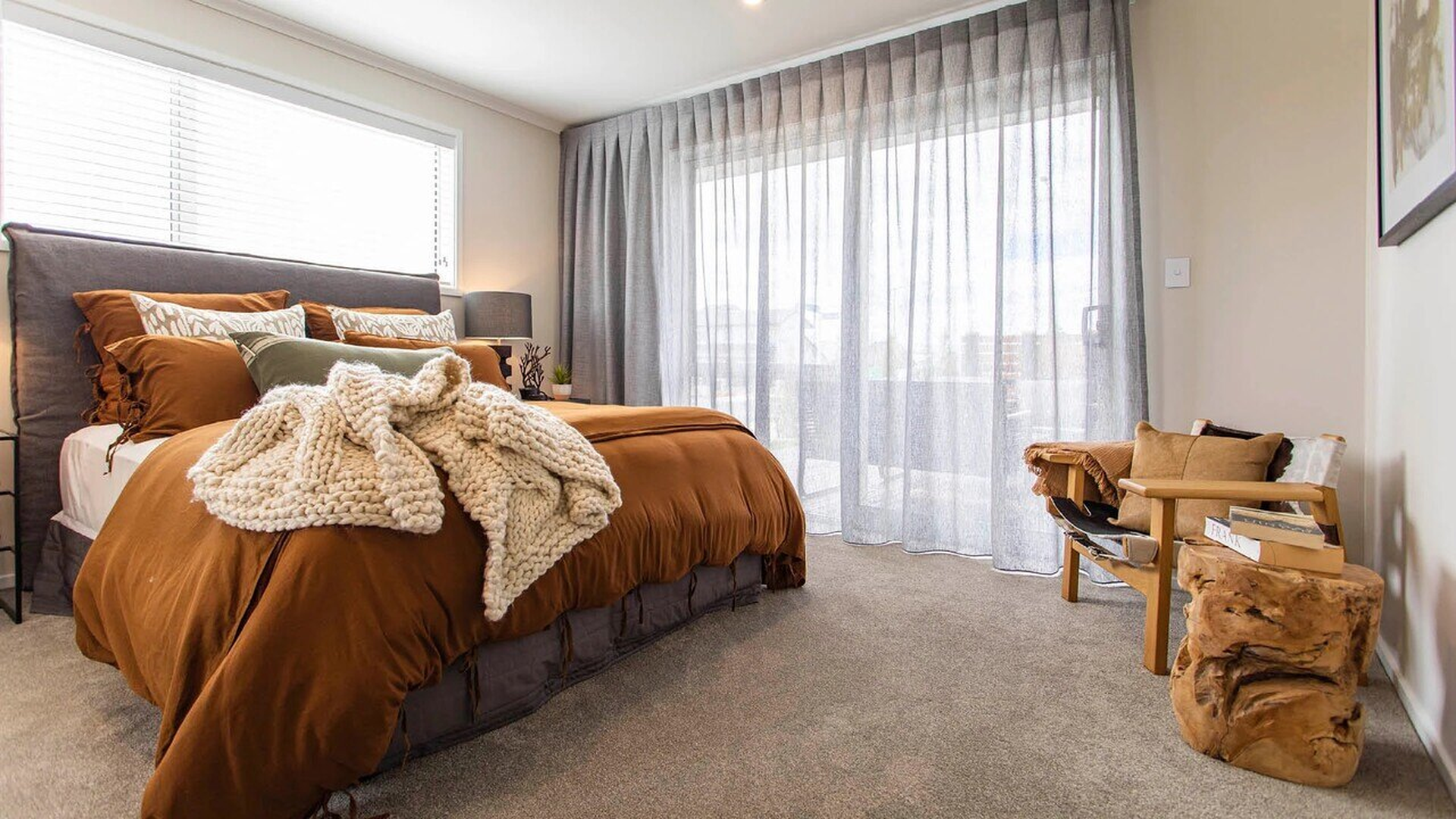 large-10-GJ-Blake-Master-Bedroom (2)