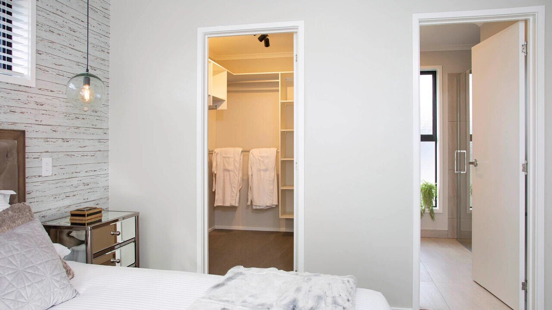 large-5- island express bedroom large-5- island express bedroom