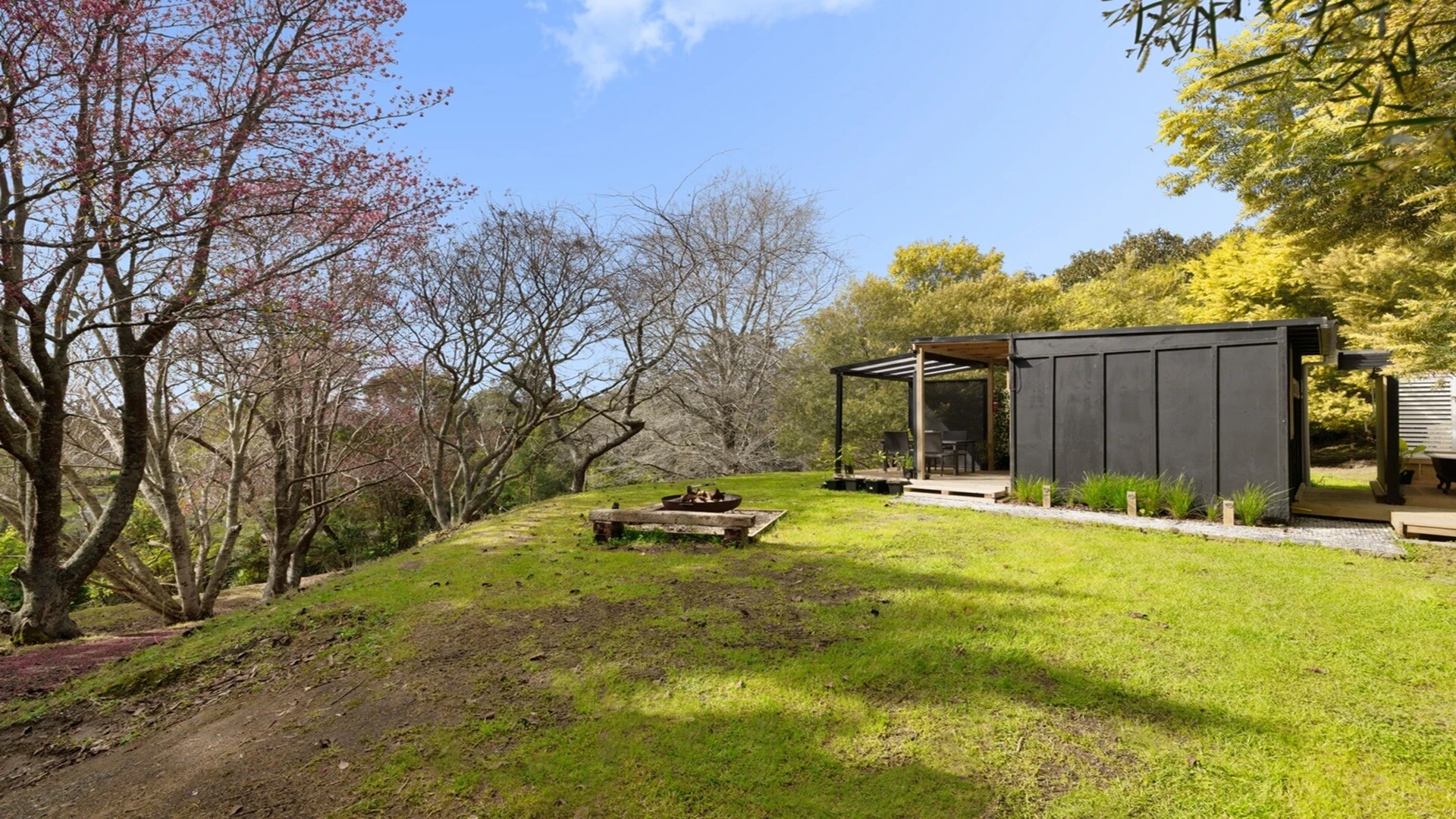 section dwelling section dwelling