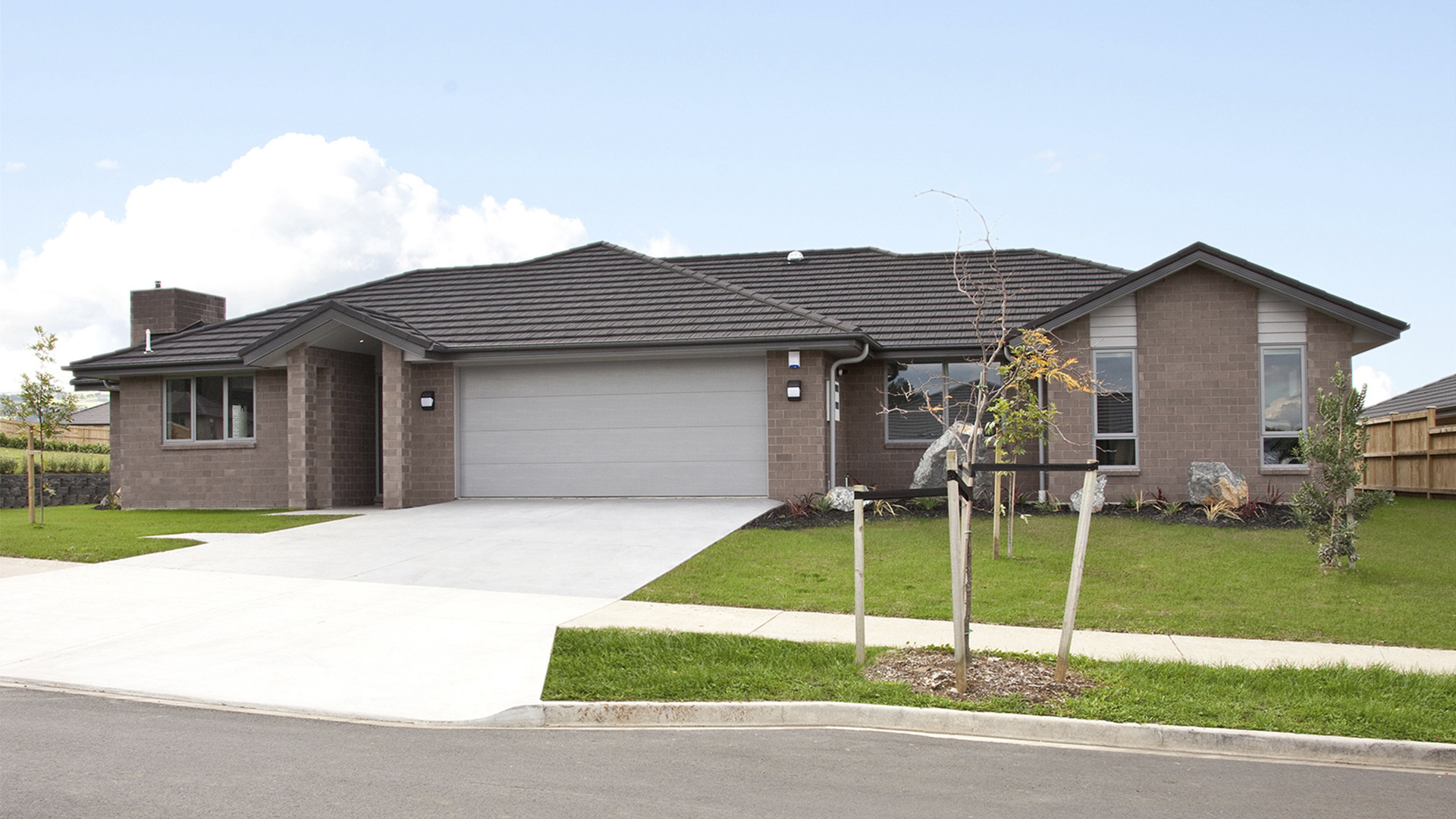 01-Canmore-St-pokeno-outside-1-PK-Pokeno 01-Canmore-St-pokeno-outside-1-PK-Pokeno