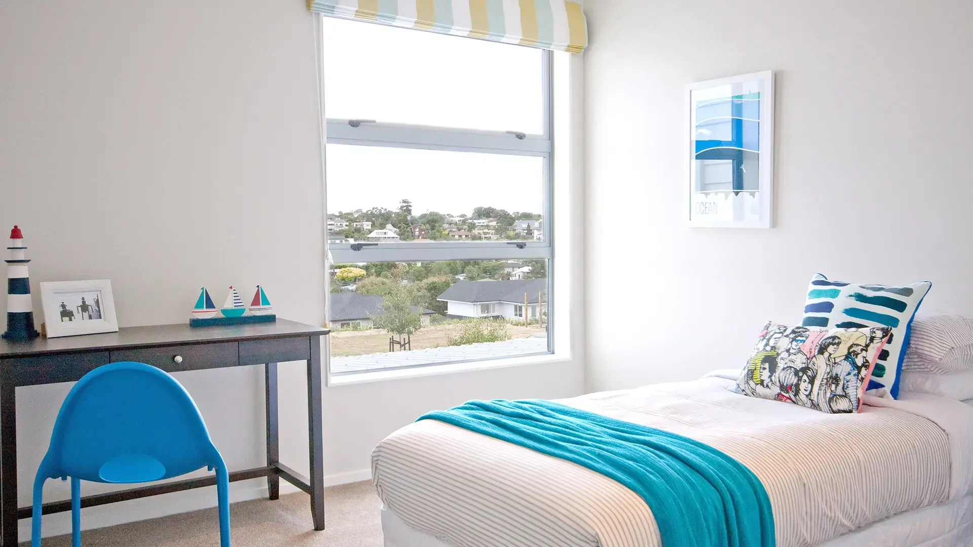 11-Tuatini-Pl-longbay-0476-Bed2 11-Tuatini-Pl-longbay-0476-Bed2