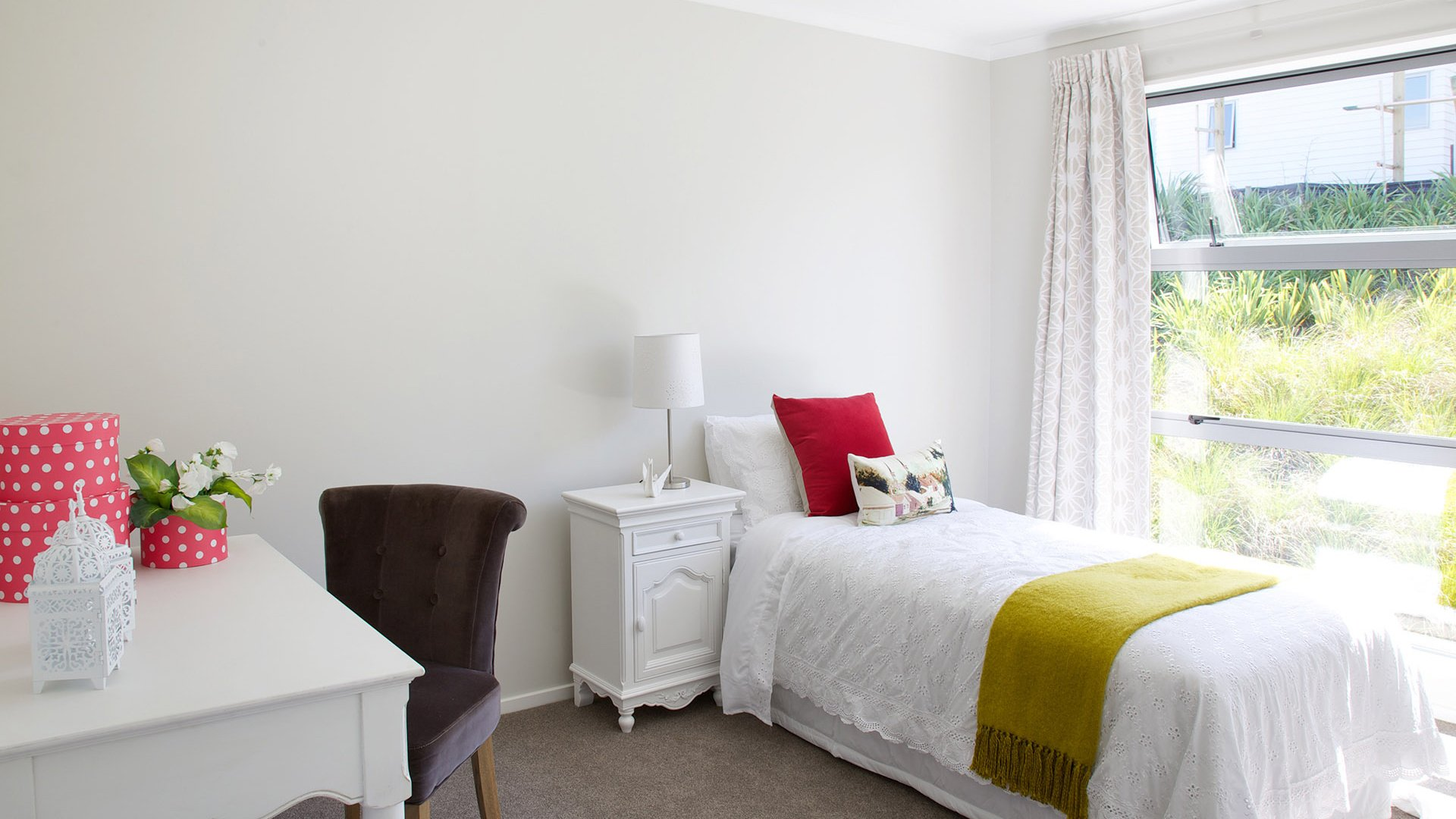 12-Tuatini-Pl-longbay-6968-Bed3 12-Tuatini-Pl-longbay-6968-Bed3