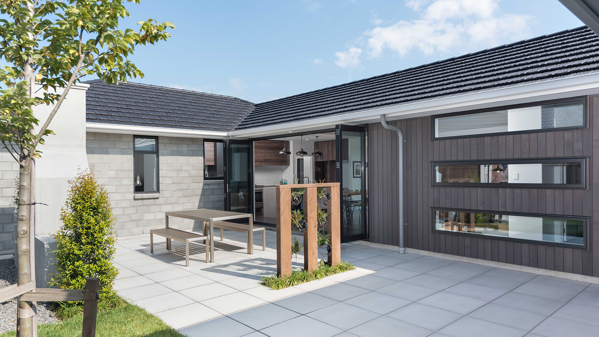 13-Part2-04-Patio-89-Sandhurst-Dr-TG 13-Part2-04-Patio-89-Sandhurst-Dr-TG