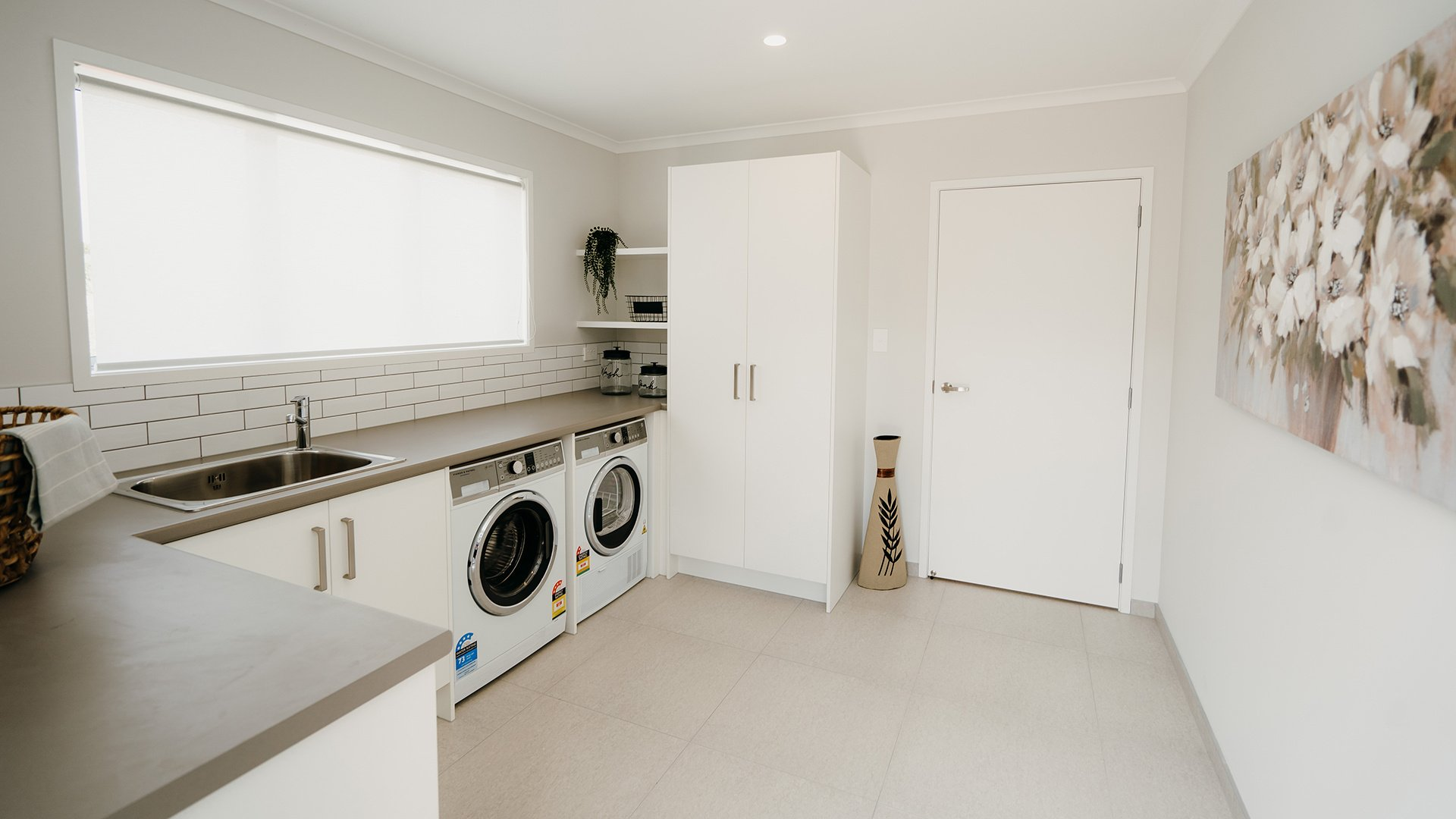 14-GJ-Gardner-32-Pioneer-Road-171-Laundry 14-GJ-Gardner-32-Pioneer-Road-171-Laundry