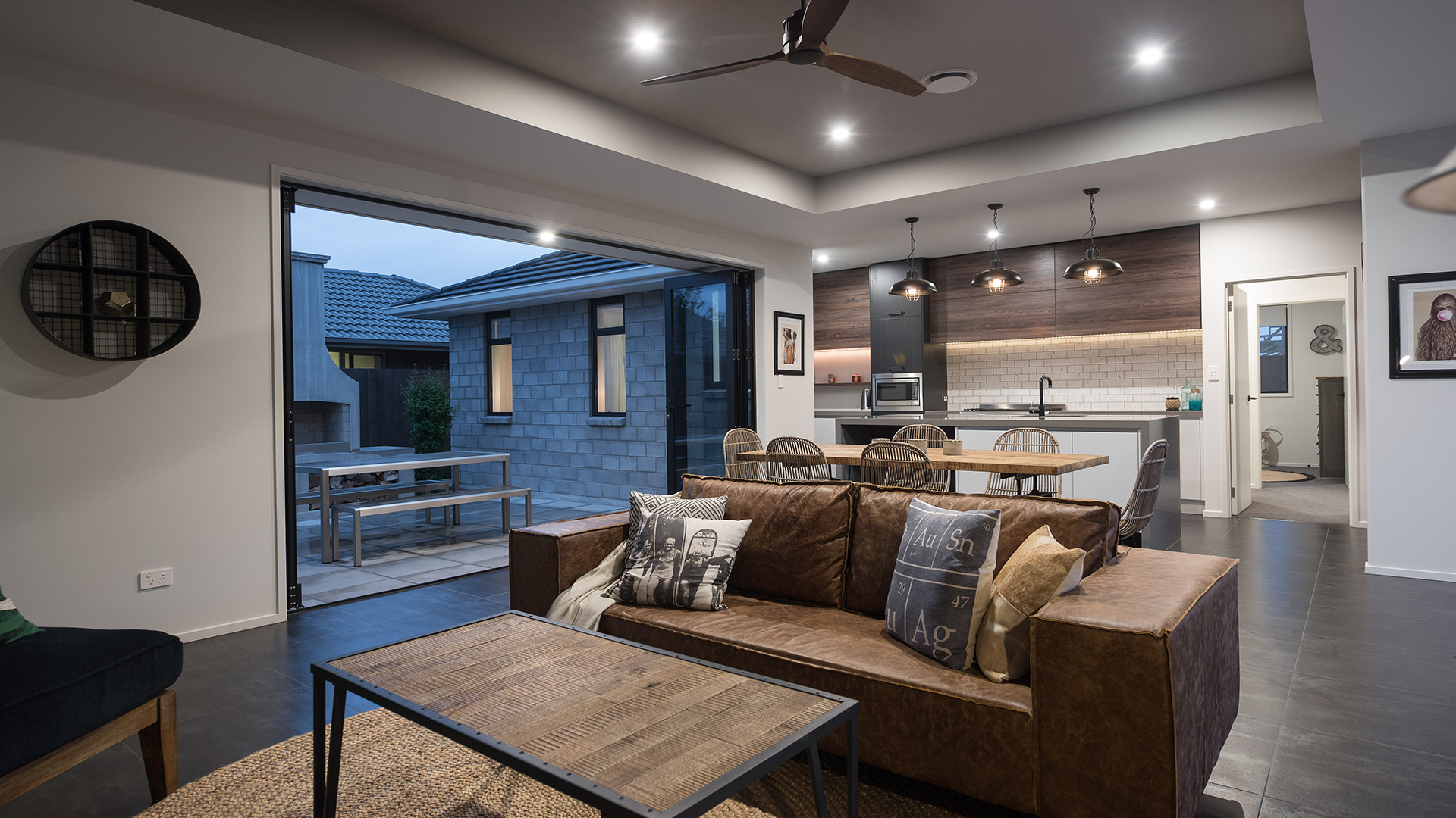 14-SandhurstTwilight-3-Night-89-Sandhurst-Dr-TG 14-SandhurstTwilight-3-Night-89-Sandhurst-Dr-TG