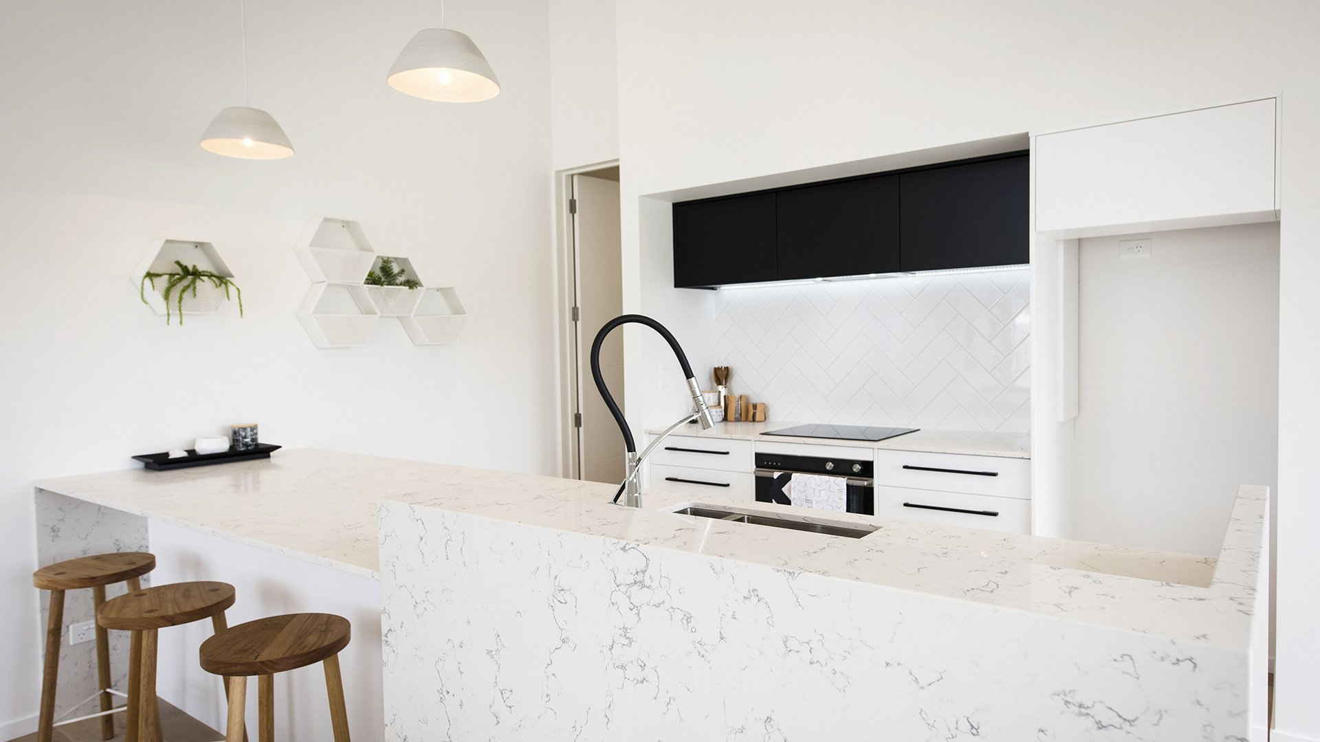 3-5-Glenturret-Drive-MT-1609-kitchen 3-5-Glenturret-Drive-MT-1609-kitchen