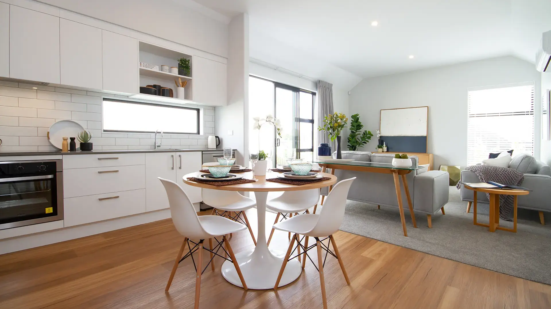 4-34c-Bringham-Creek-Road-135-Kitchen-Web2 4-34c-Bringham-Creek-Road-135-Kitchen-Web2