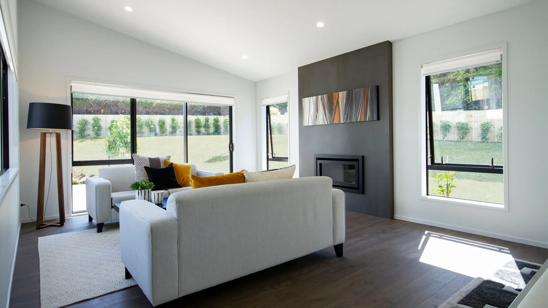 8-49-Jack-Lachlan-Dr-Beachlands-227-Living-Web 8-49-Jack-Lachlan-Dr-Beachlands-227-Living-Web