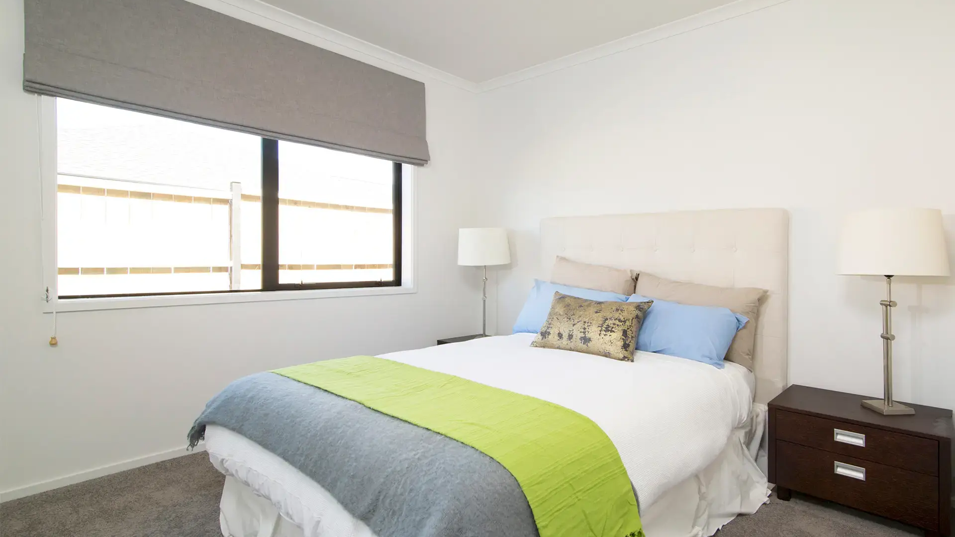 9-19-Pohutukawa-Parade-bed2 9-19-Pohutukawa-Parade-bed2