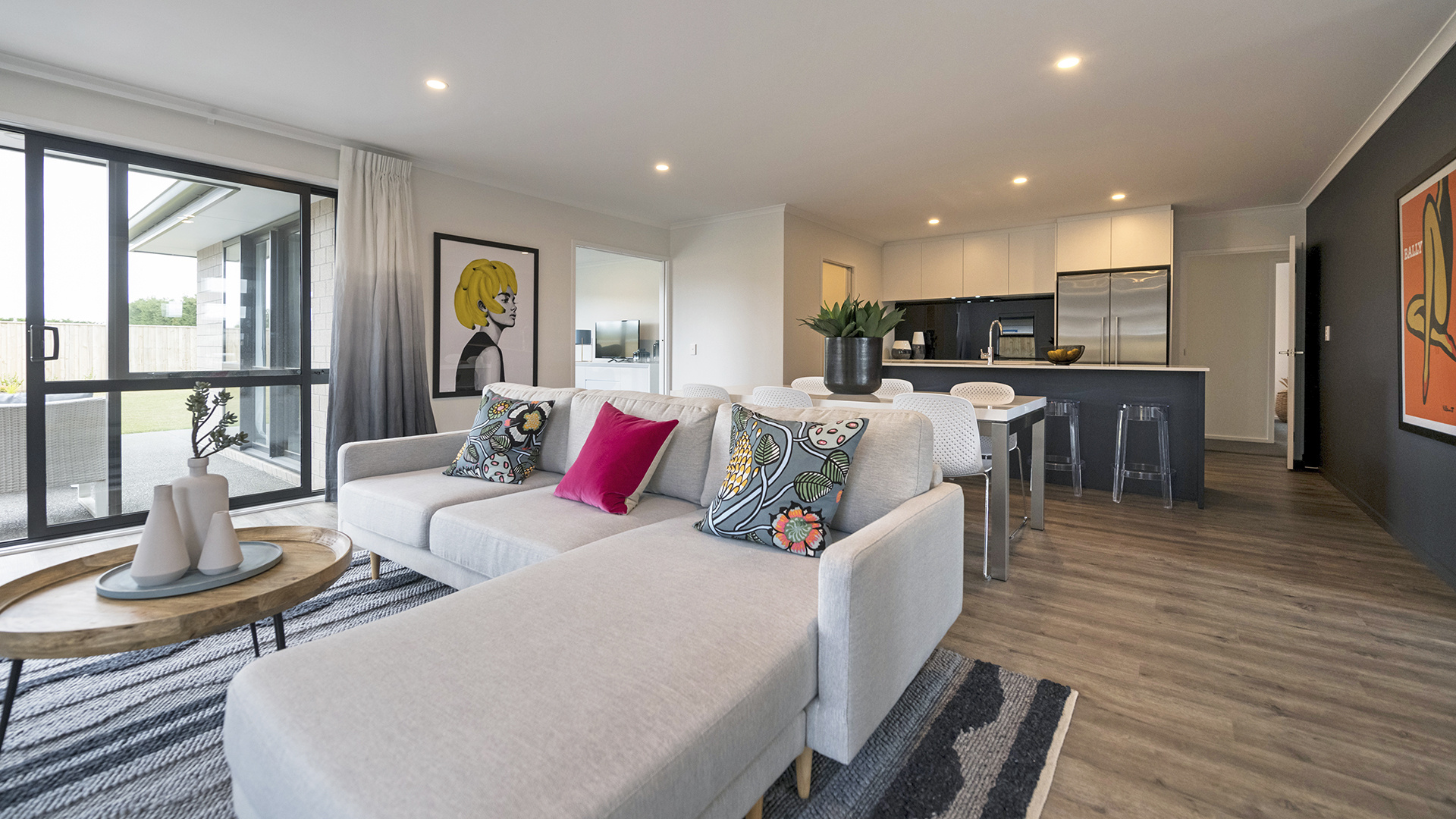 LDCS-004-Open-Plan-Living-w LDCS-004-Open-Plan-Living-w