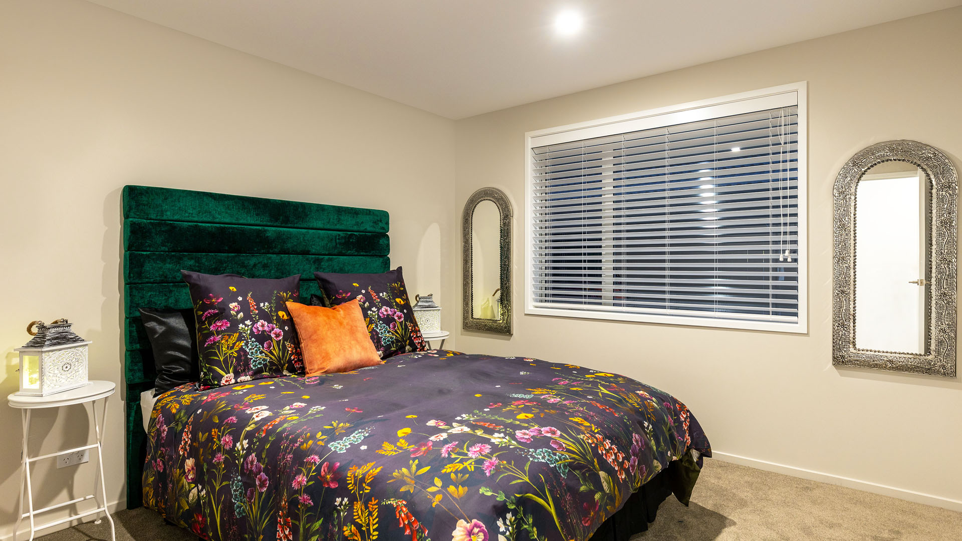 MB-Showhome-Thumbnails-1920x1080x15011 MB-Showhome-Thumbnails-1920x1080x15011