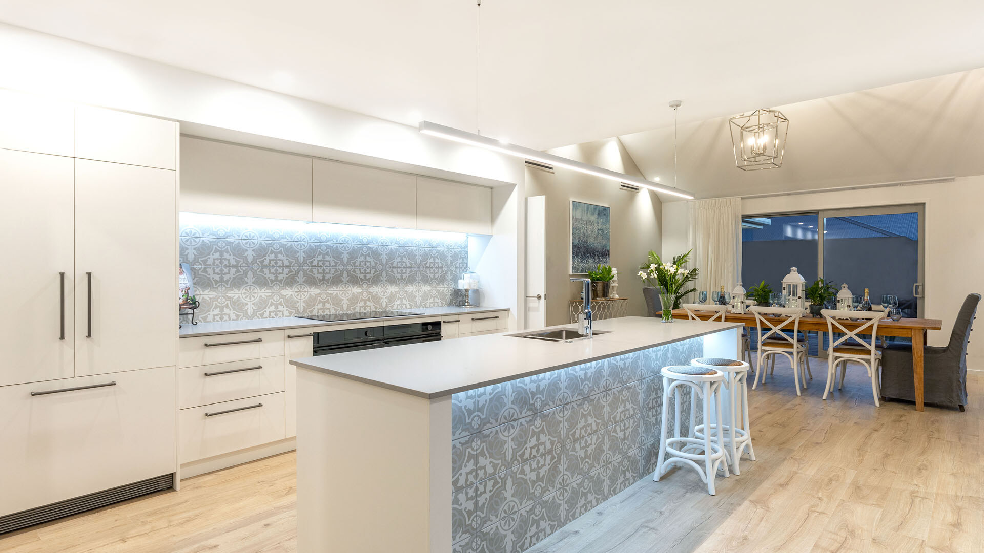 MB-Showhome-Thumbnails-1920x1080x1506 MB-Showhome-Thumbnails-1920x1080x1506