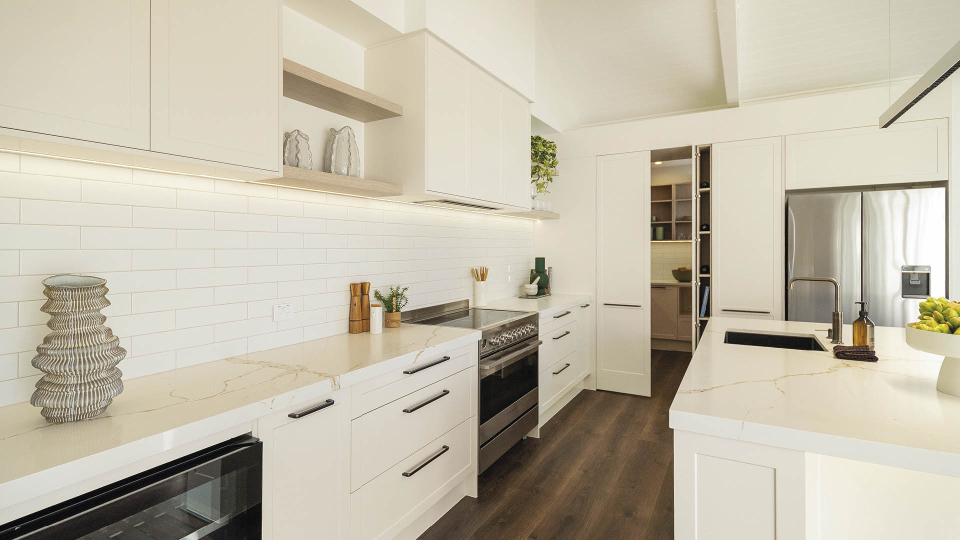 SH-MK-Clevedon-Country-Charm-02 SH-MK-Clevedon-Country-Charm-02