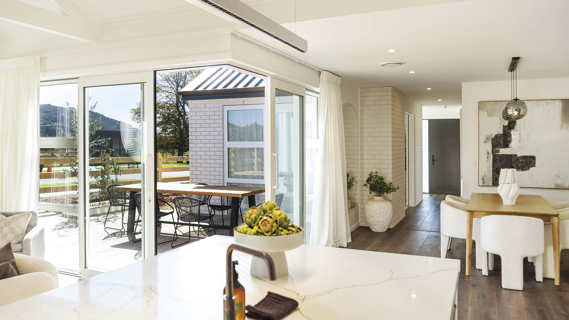 SH-MK-Clevedon-Country-Charm-10 SH-MK-Clevedon-Country-Charm-10