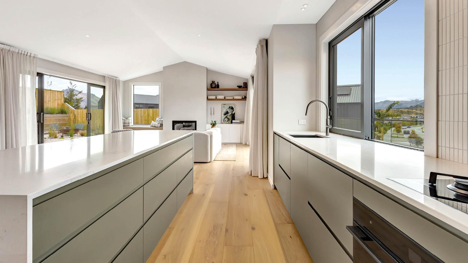 SH-QT-Mt-Edward-Elegance-14